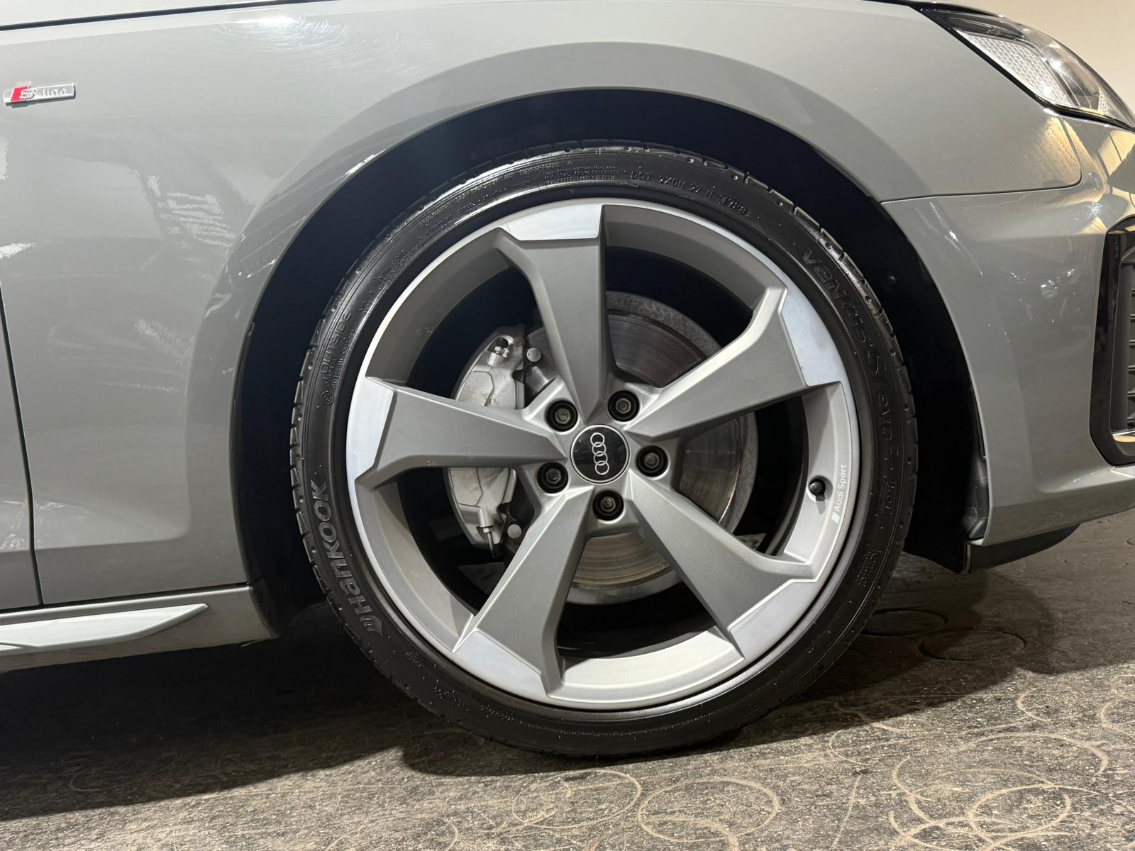 fullAudi A4 AV 40TDI Stro sport quattro 2020