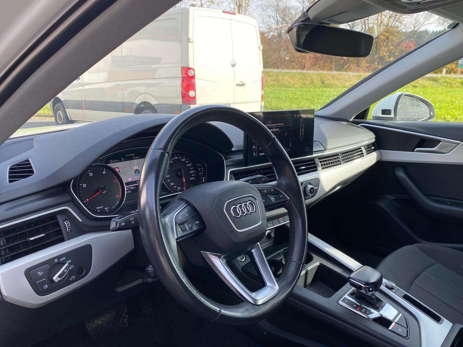 fullAUDI A4 AV 30TDI S-tronic Modell 2021