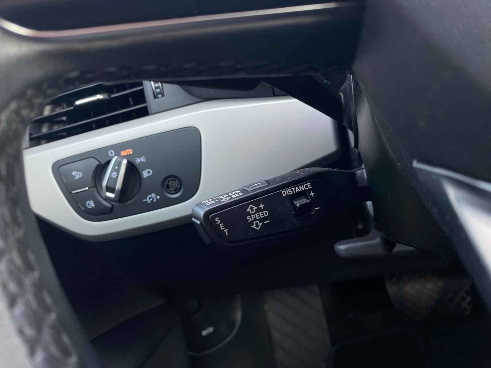 fullAUDI A4 AV 30TDI S-tronic Modell 2021