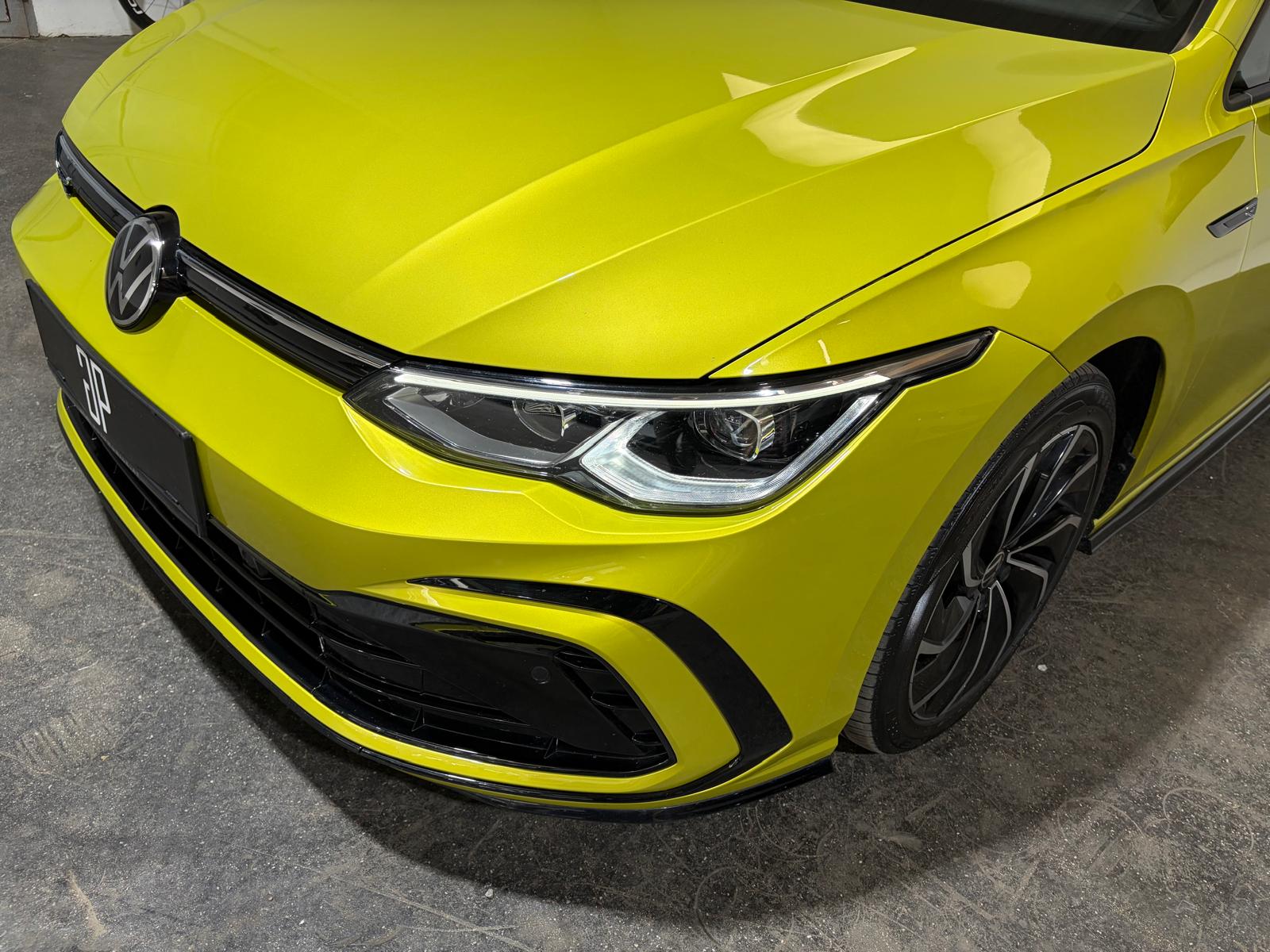 fullVW Golf VIII 2.0TDI R-LINE 2021