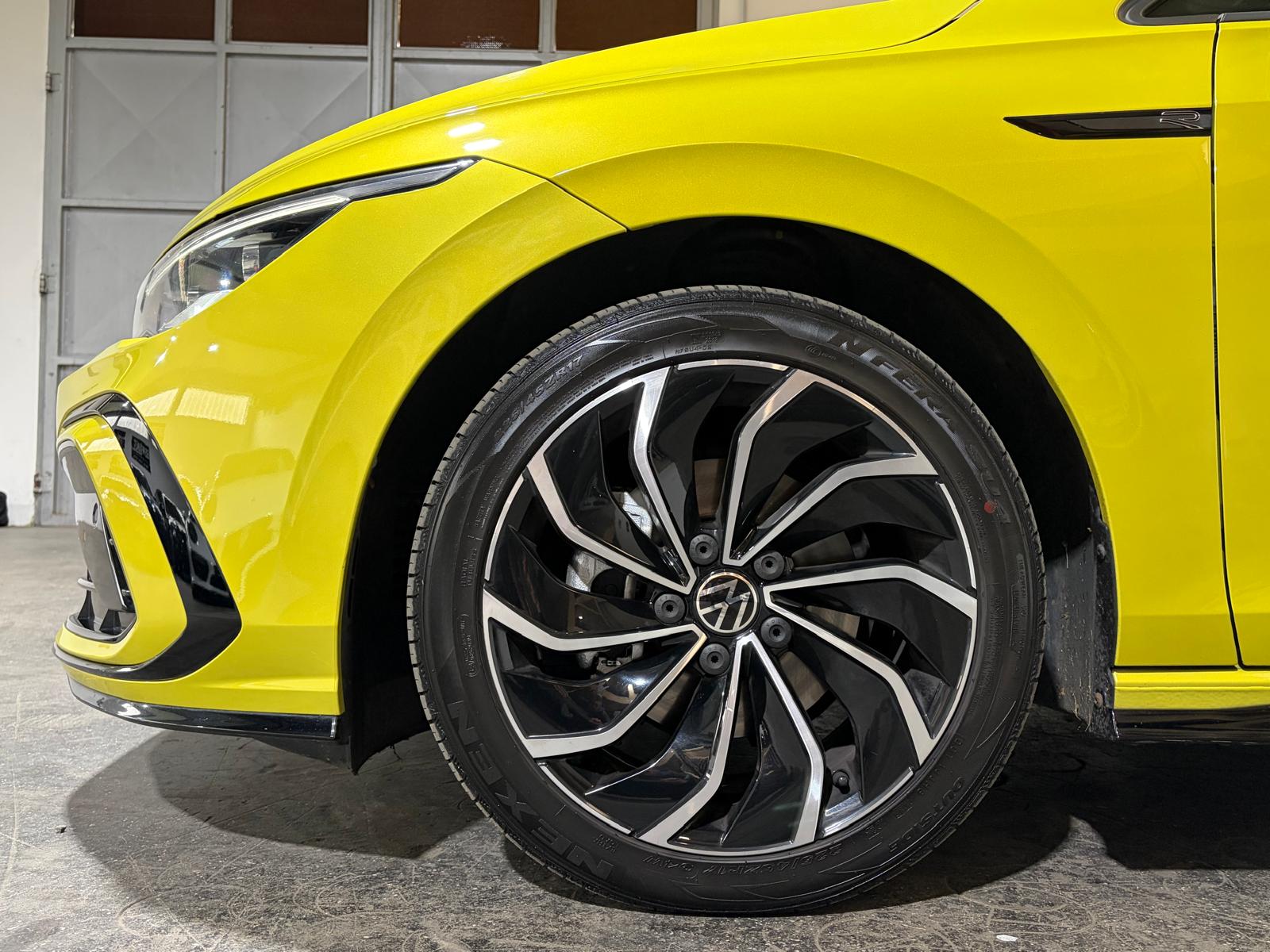 fullVW Golf VIII 2.0TDI R-LINE 2021