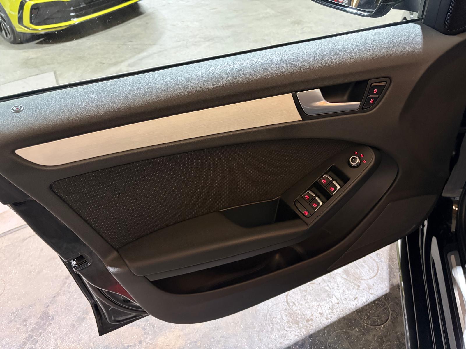 fullAUDI A4 AV 2.0TDI Autom. B8 FACELIFT