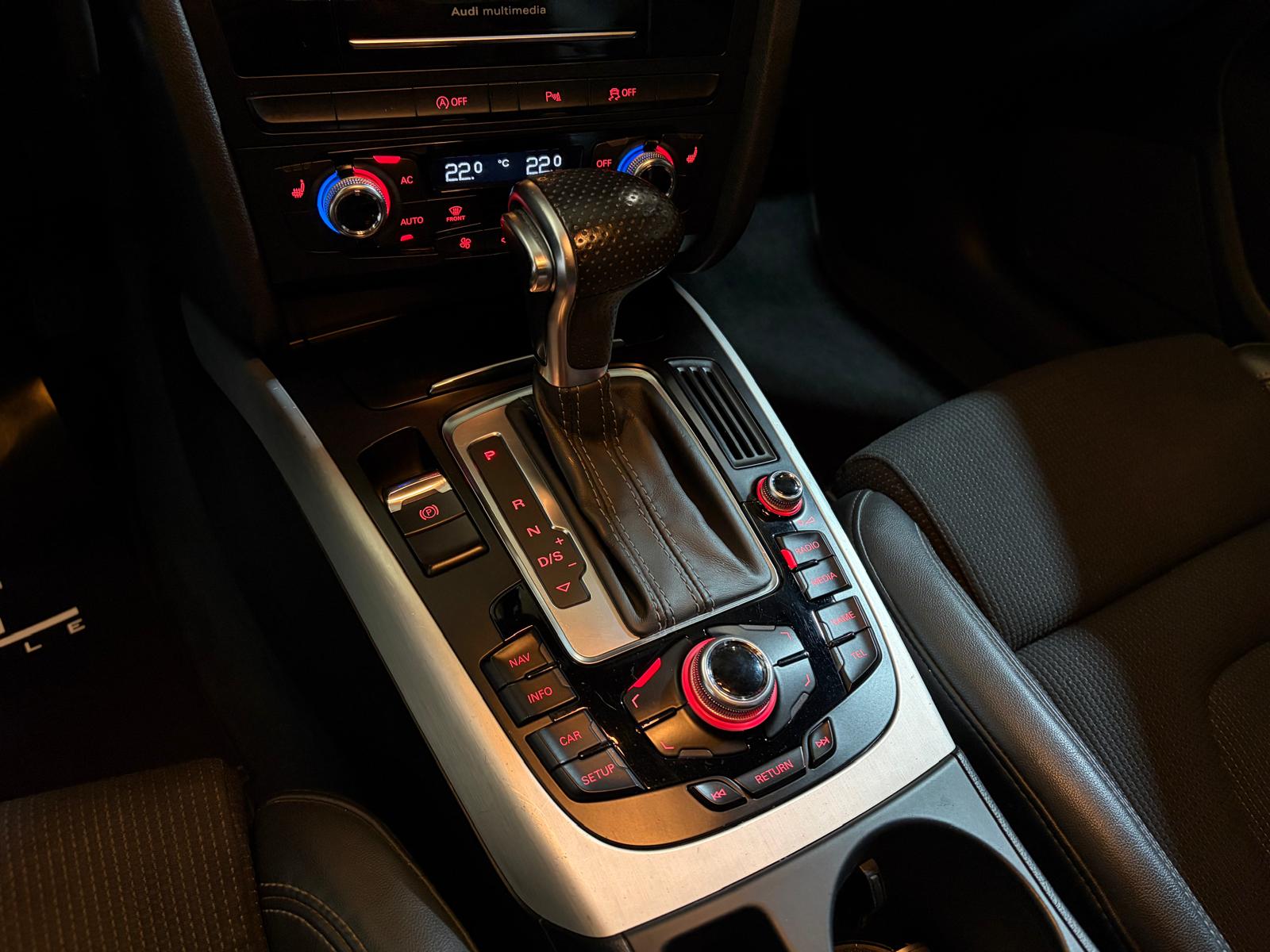 fullAUDI A4 AV 2.0TDI Autom. B8 FACELIFT