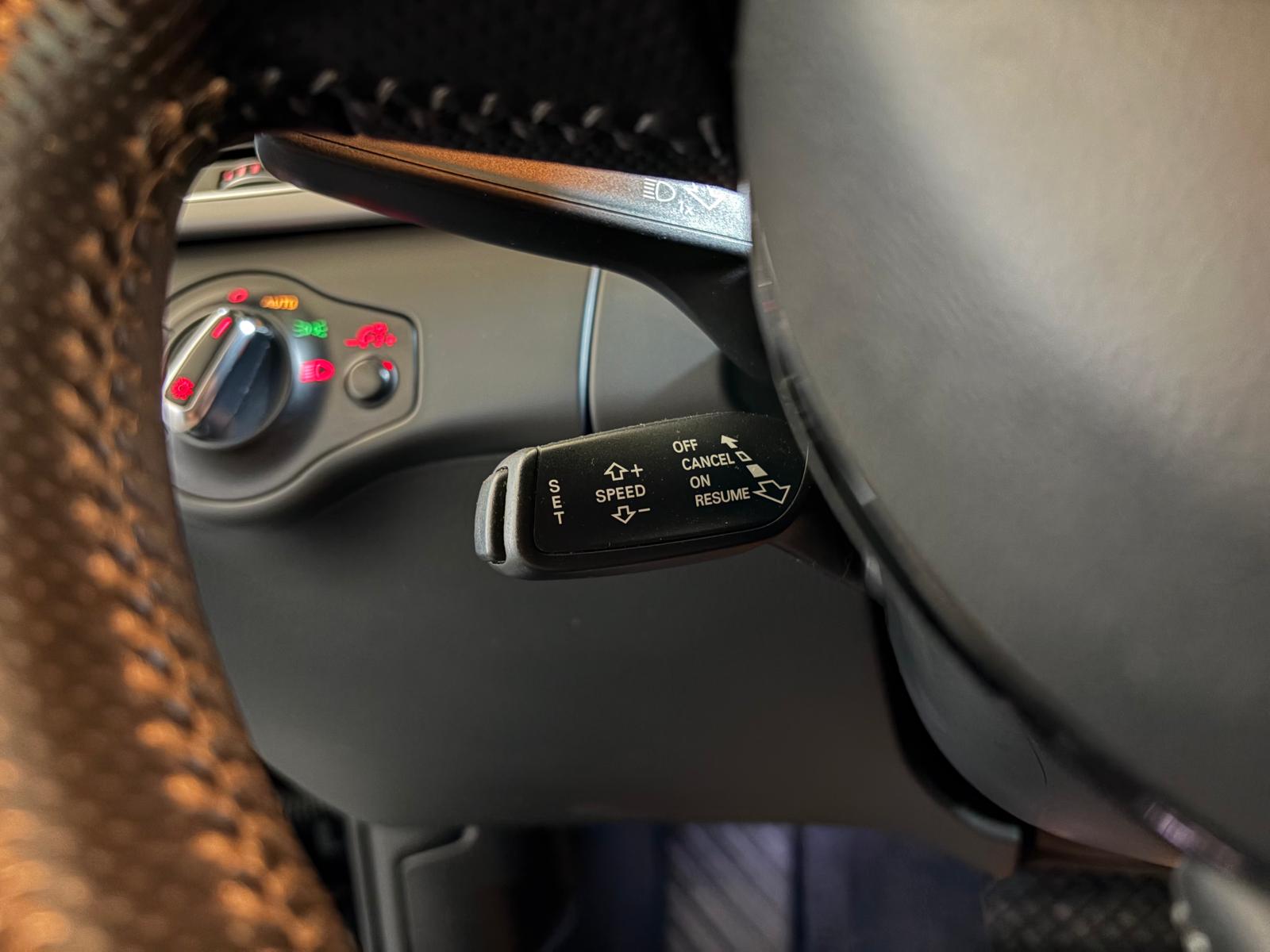 fullAUDI A4 AV 2.0TDI Autom. B8 FACELIFT